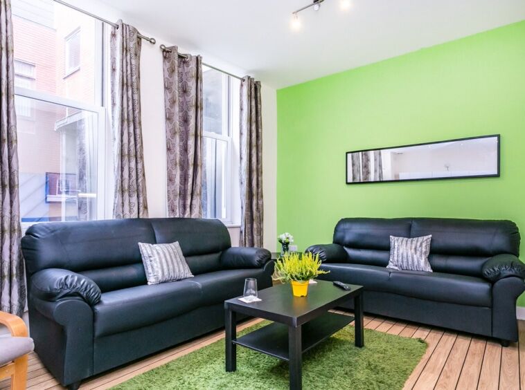 4 bedroom ground floor flat to rent for students in Preston at the Jazz Bar